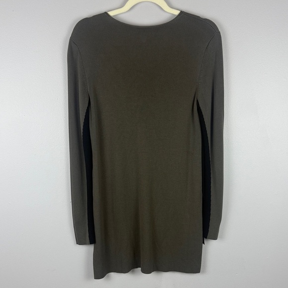 Eileen Fisher Classy Neutral Minimalist Ribbed Black Gray Knit Top  Size XS - Picture 9 of 9